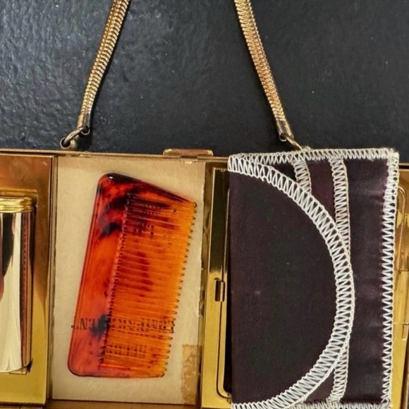 Stunning vintage 1950’s Mother of Pearl and brass minaudiere, clutch - Picture 5 of 8